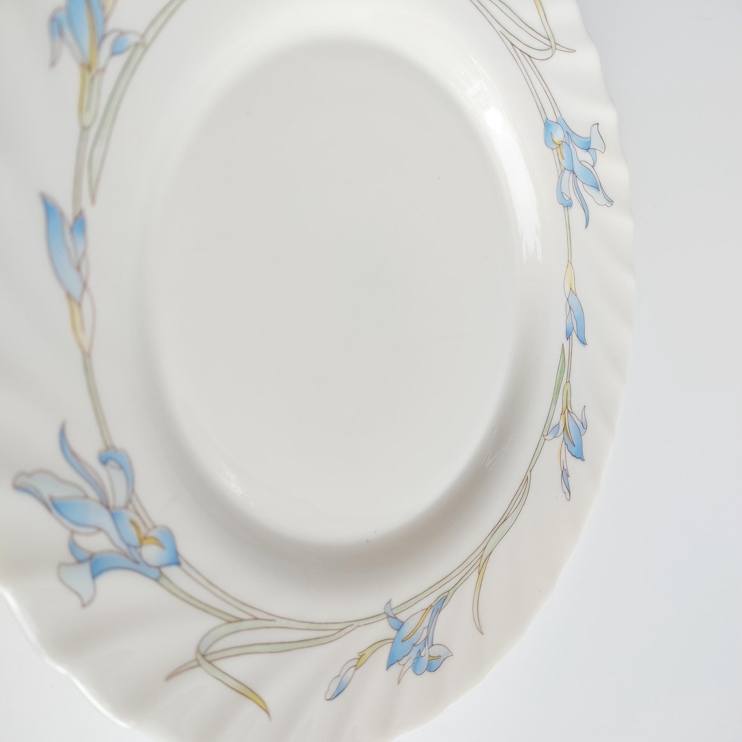 Arcopal Plates Blue Iris