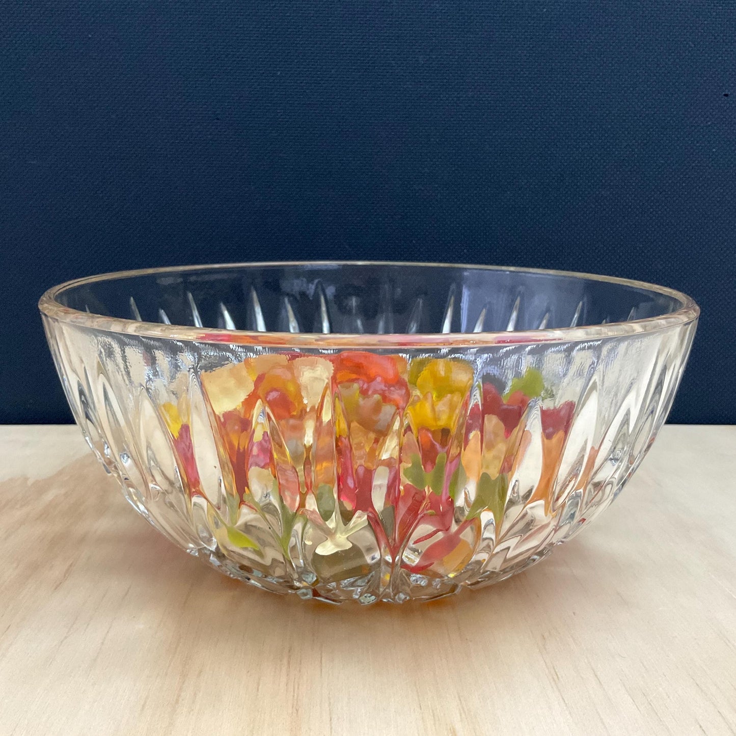 Stunning 8" KIG Indonesia serving bowl! Just the perfect size and shape