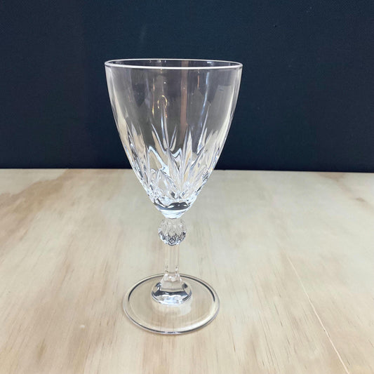 Set of 4 stemmed crystal cordial glasses